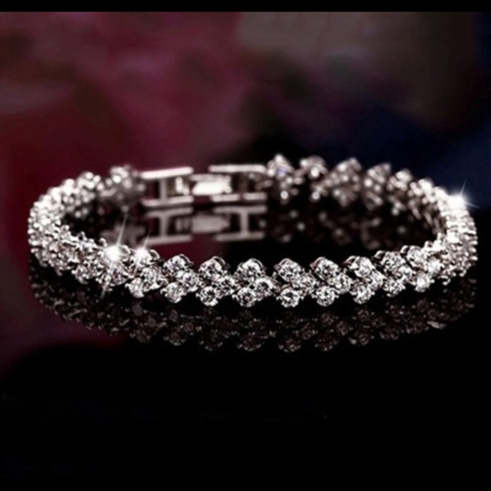 Rhinestone Bracelet Fashion Jewelry!